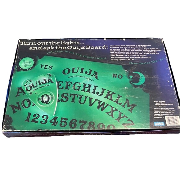 Ouija Board Glow in the Dark Parker Brothers 1998 Mystifying Oracle USA Made - Picture 2 of 16